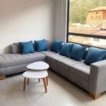 Sala Modular London – 3.00 x 2.30m + 2 Mesas + 7 Cojines